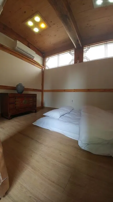 Charm Hanok Guest House Seúl Corea del Sur